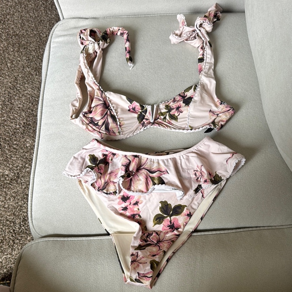 Beach Riot Floral Bikini Set Size Small